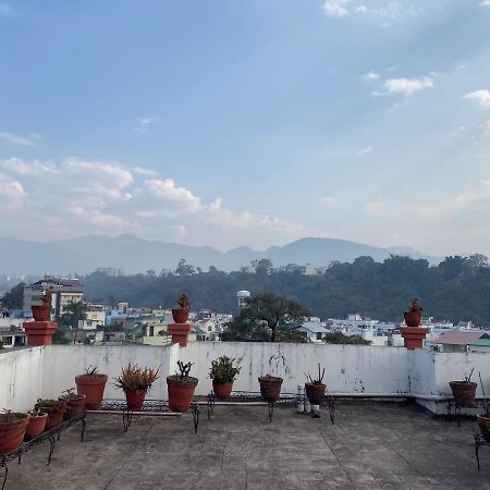 Hotel O Hya'S Homestay Dehradun Esterno foto
