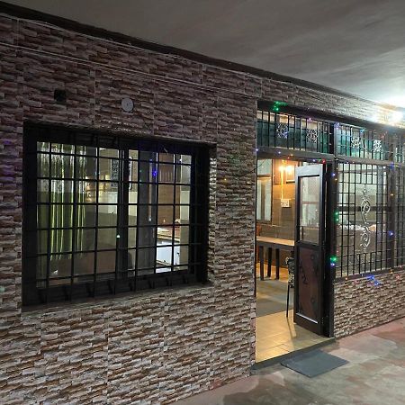 Hotel O Hya'S Homestay Dehradun Esterno foto
