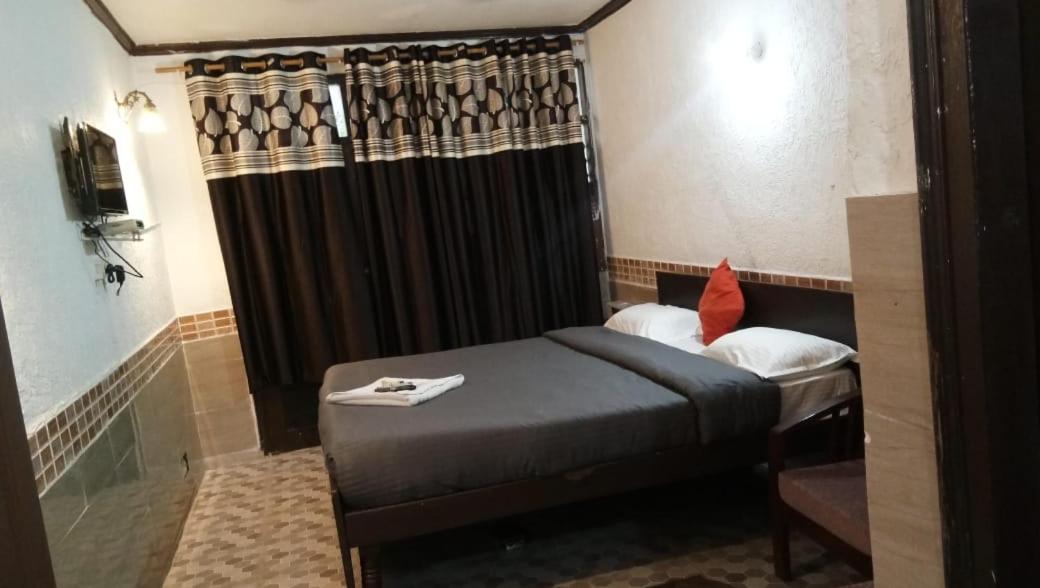 Hotel O Hya'S Homestay Dehradun Esterno foto