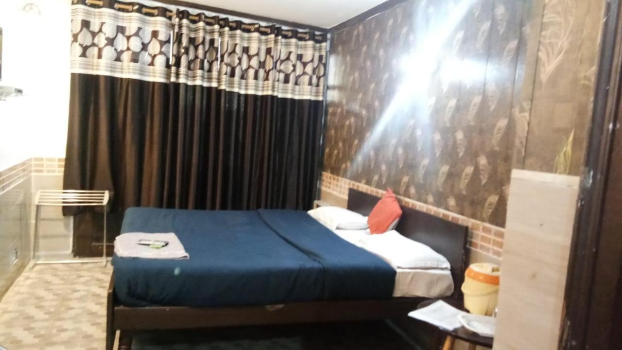 Hotel O Hya'S Homestay Dehradun Esterno foto