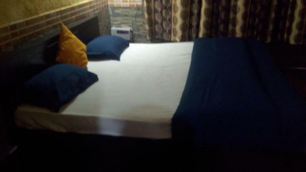 Hotel O Hya'S Homestay Dehradun Esterno foto